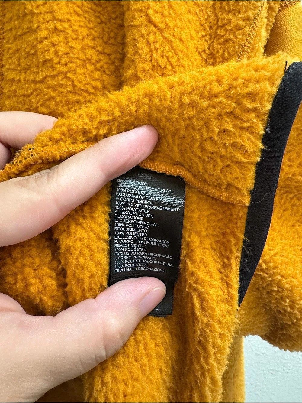 The North Face Osito Fleece Full-Zip Jacket in Mustard Size Medium - Picture 5 of 5
